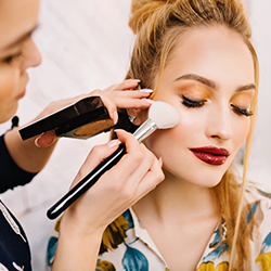 imgx9_page-notre-salon_maquillage1